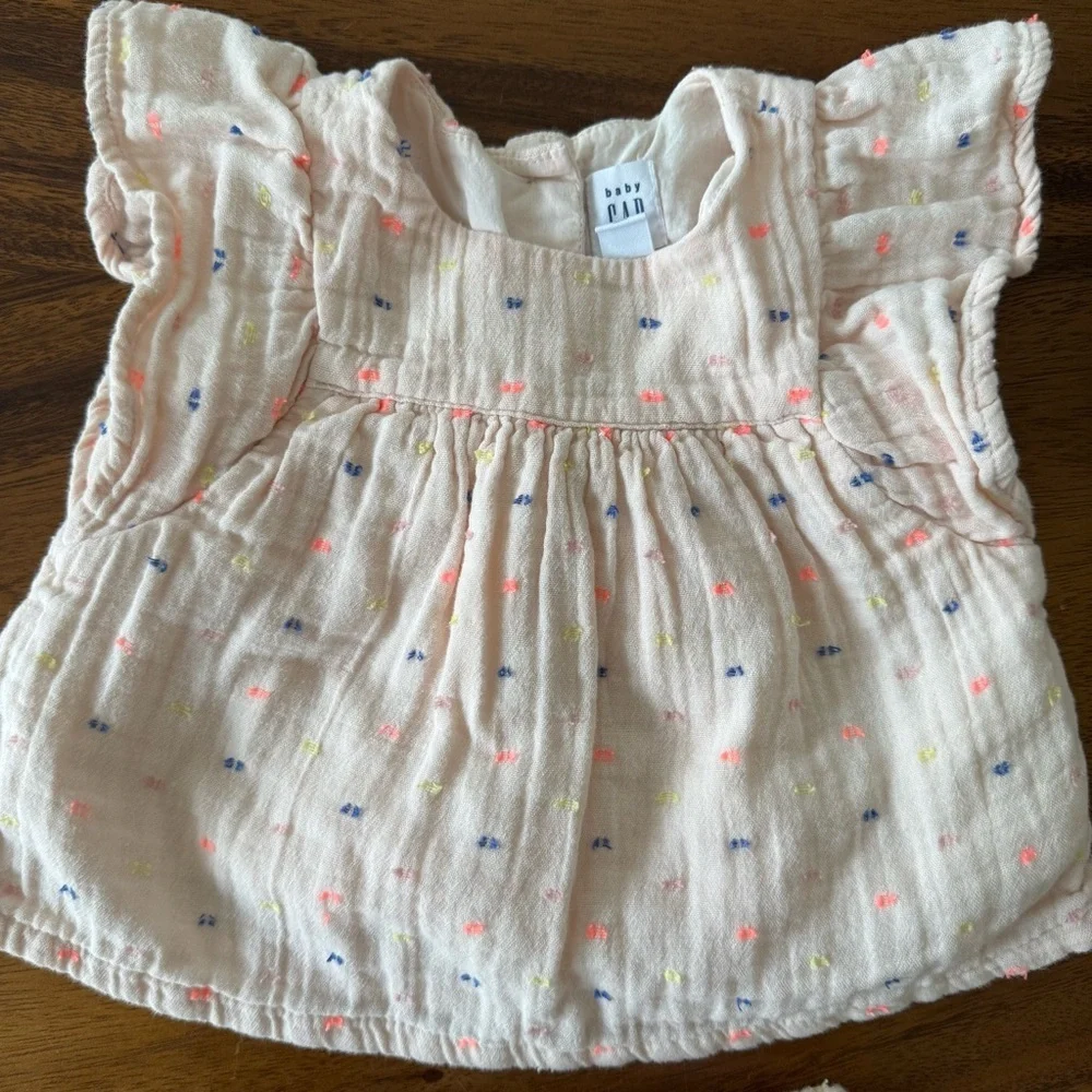GAP Baby Pink Peach Gauze Cotton Ruffled Top with Bloomers 6-12M